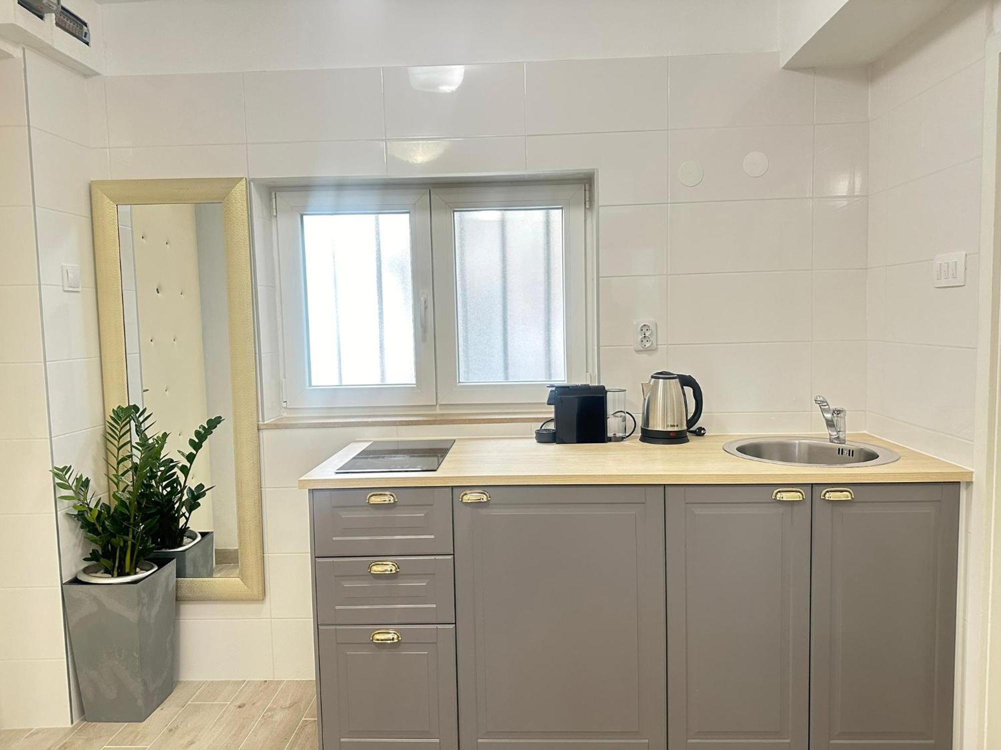 Charming Apartment In Split Center Bagian luar foto