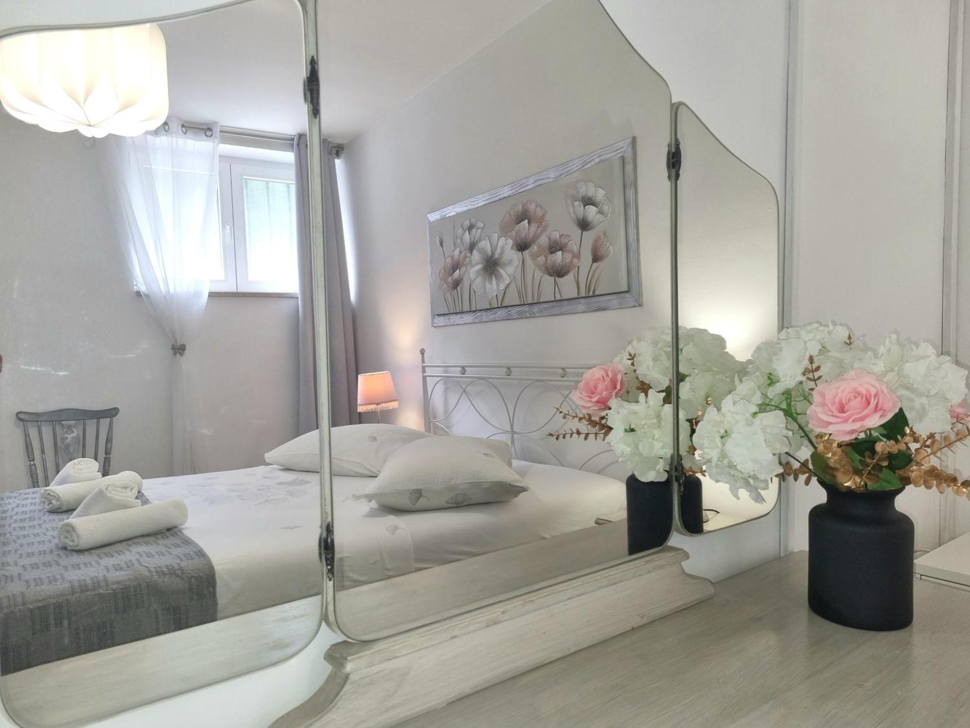 Charming Apartment In Split Center Bagian luar foto